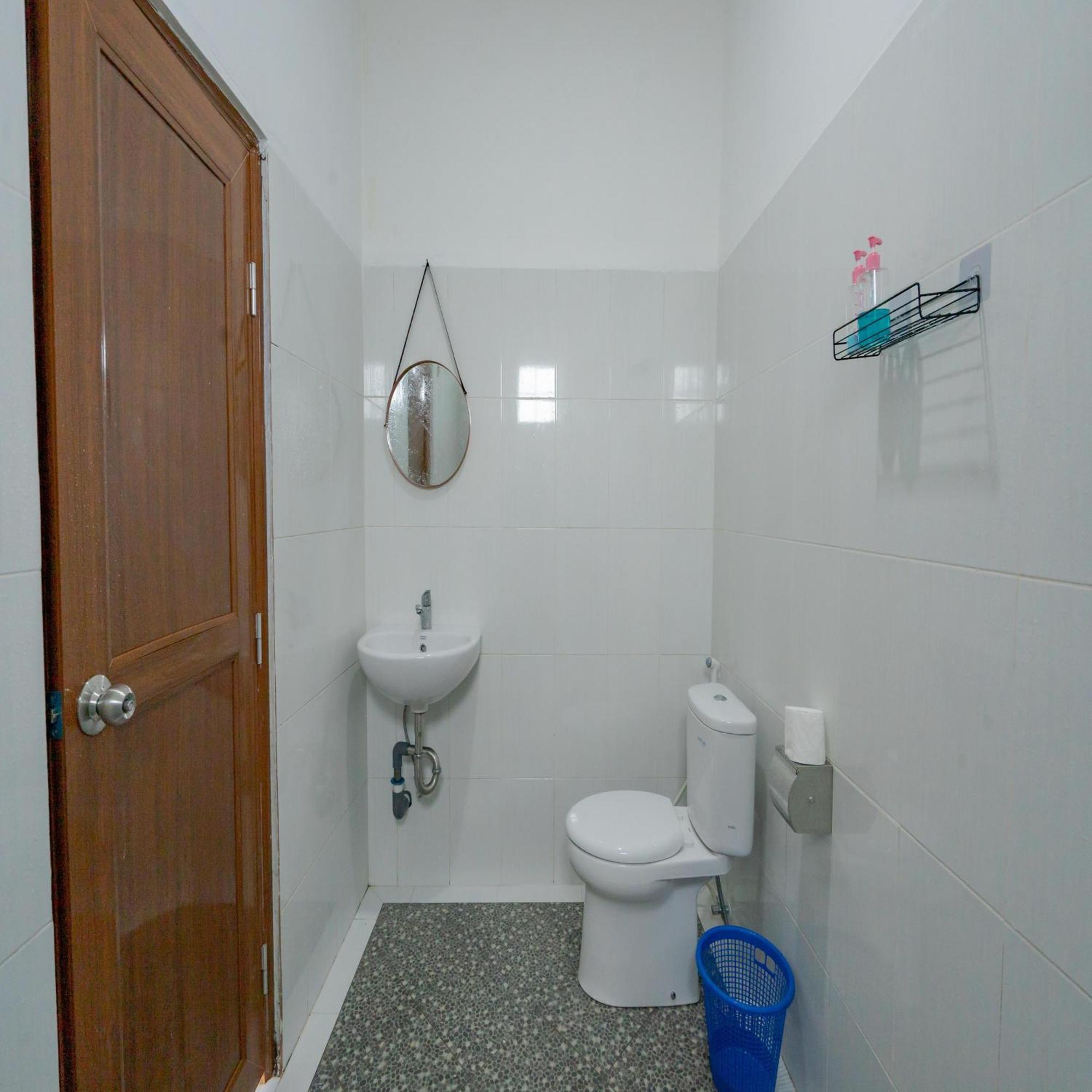 Batur Kencana Villa Mitra Reddoorz Baturaja  Eksteriør billede