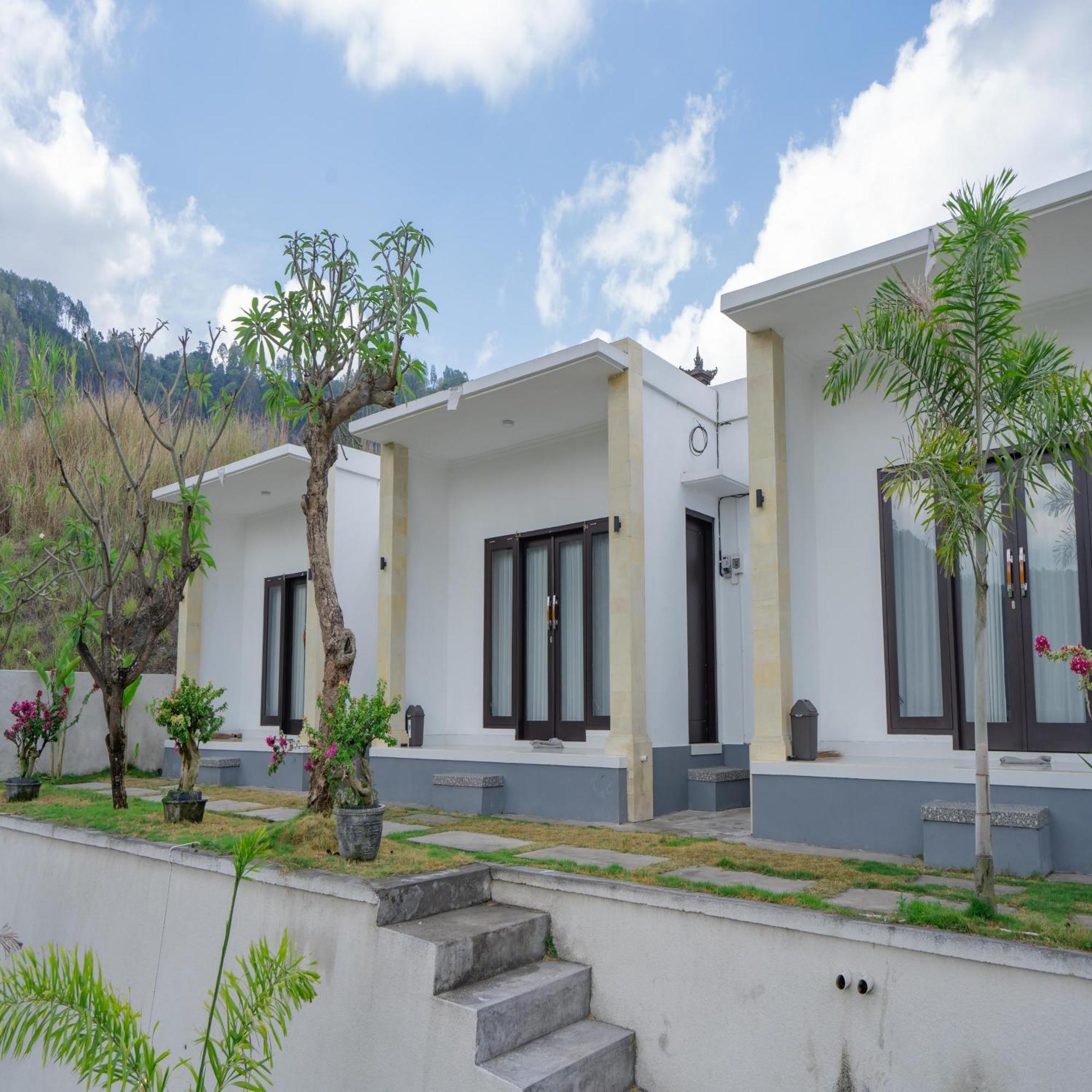 Batur Kencana Villa Mitra Reddoorz Baturaja  Eksteriør billede