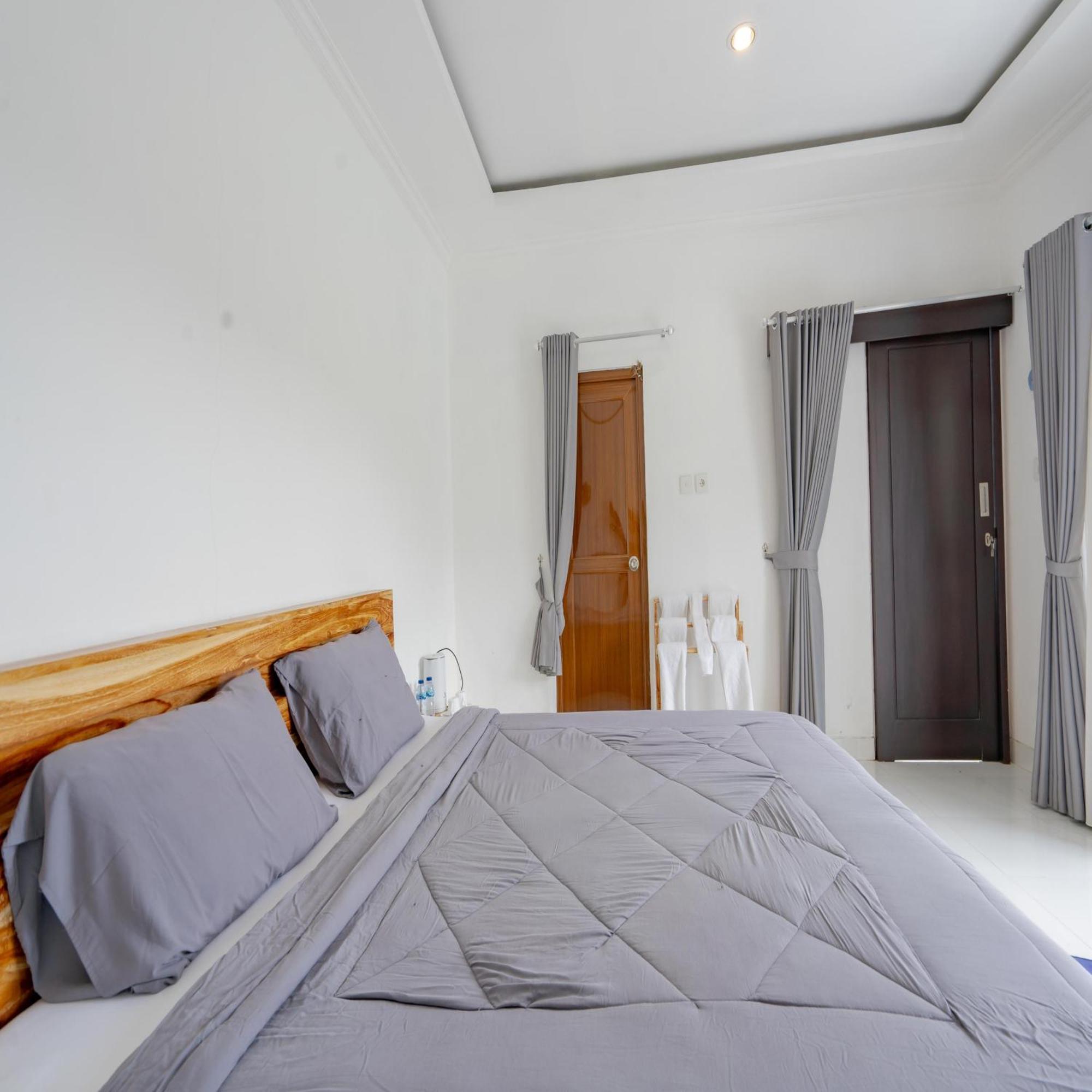 Batur Kencana Villa Mitra Reddoorz Baturaja  Eksteriør billede