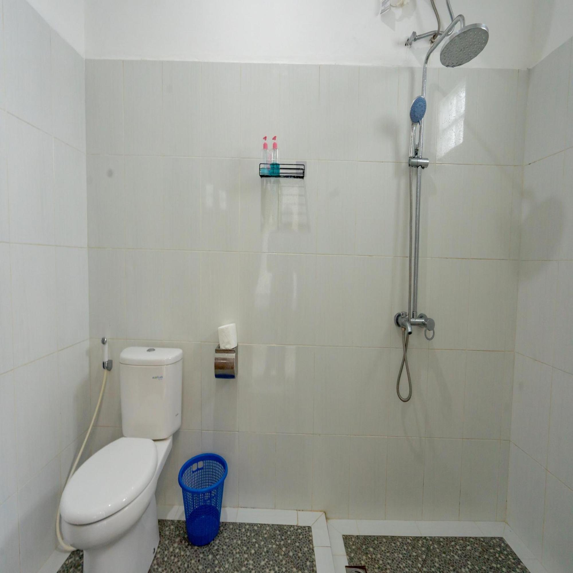Batur Kencana Villa Mitra Reddoorz Baturaja  Eksteriør billede